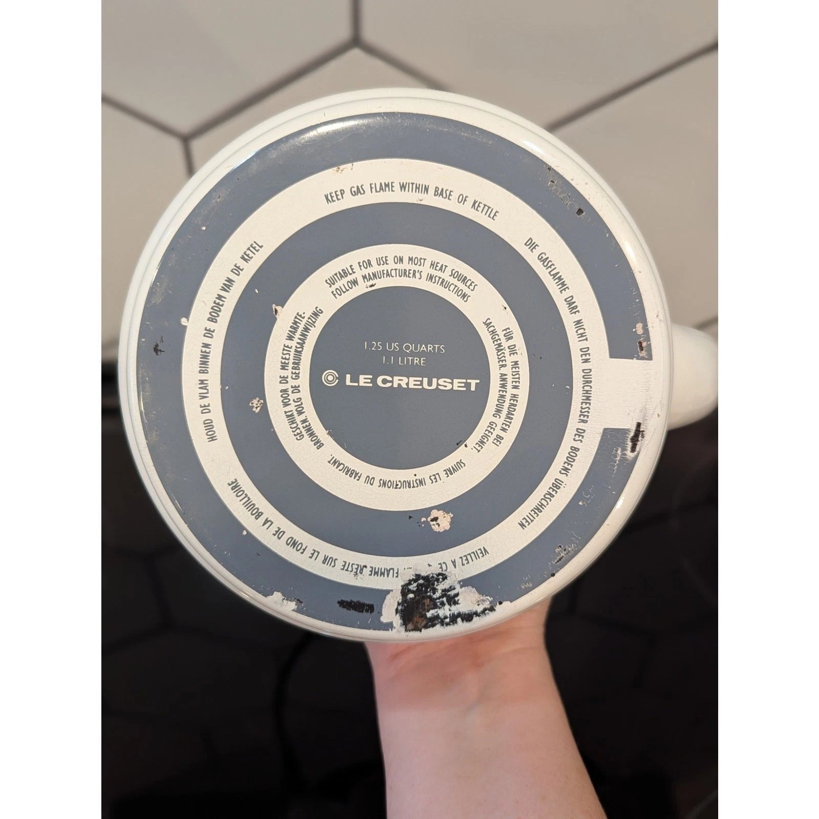 White Le Creuset Enamel Teapot Tea Kettle 1.25QT