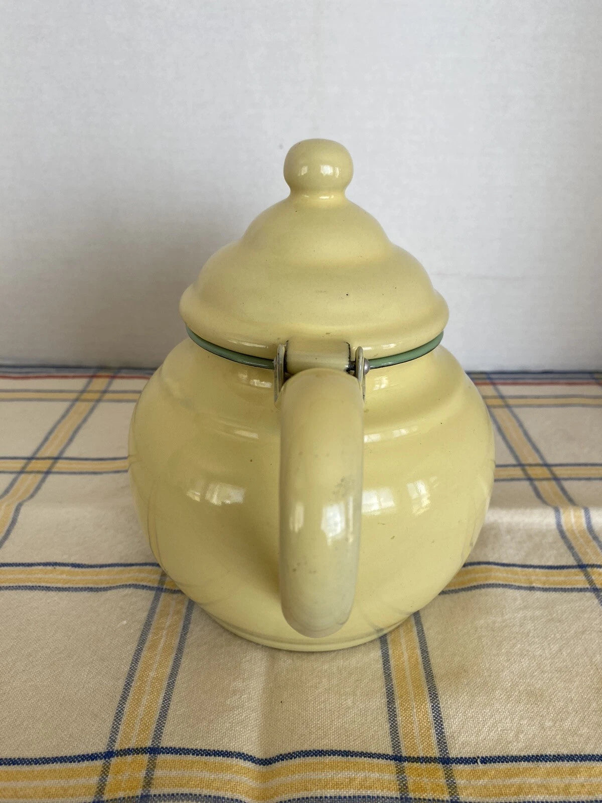 Vintage Yellow Enamelware Tea Pot With Hinged Lid