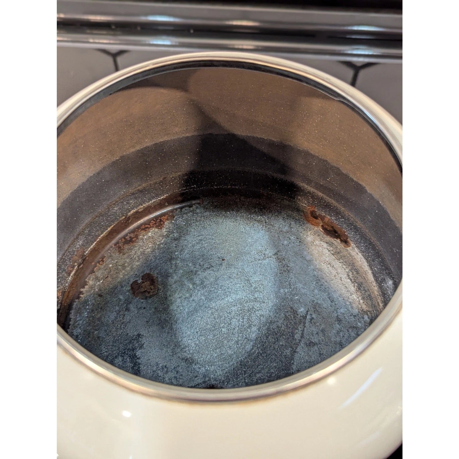 White Le Creuset Enamel Teapot Tea Kettle 1.25QT