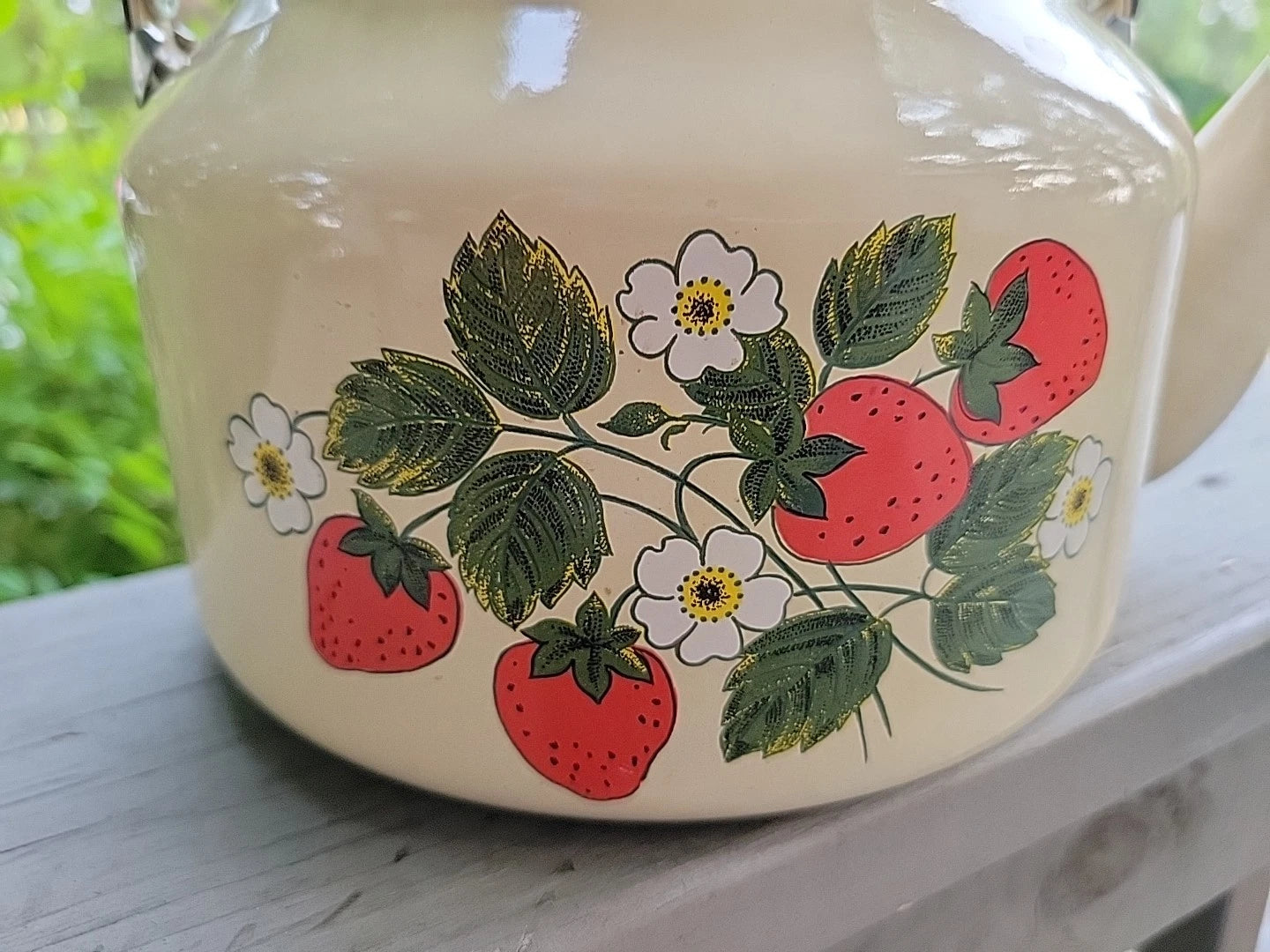 Vtg Japan Tea Pot Kettle w Wooden Handle & Top, FRAISE 1981 GAILSTYN-SUTTON