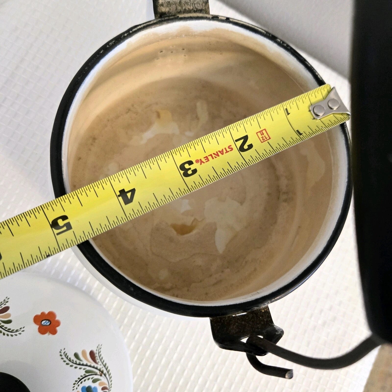 Vtg Enamelware Teapot Tea Kettle Pennsylvania Dutch Look Folk Art READ