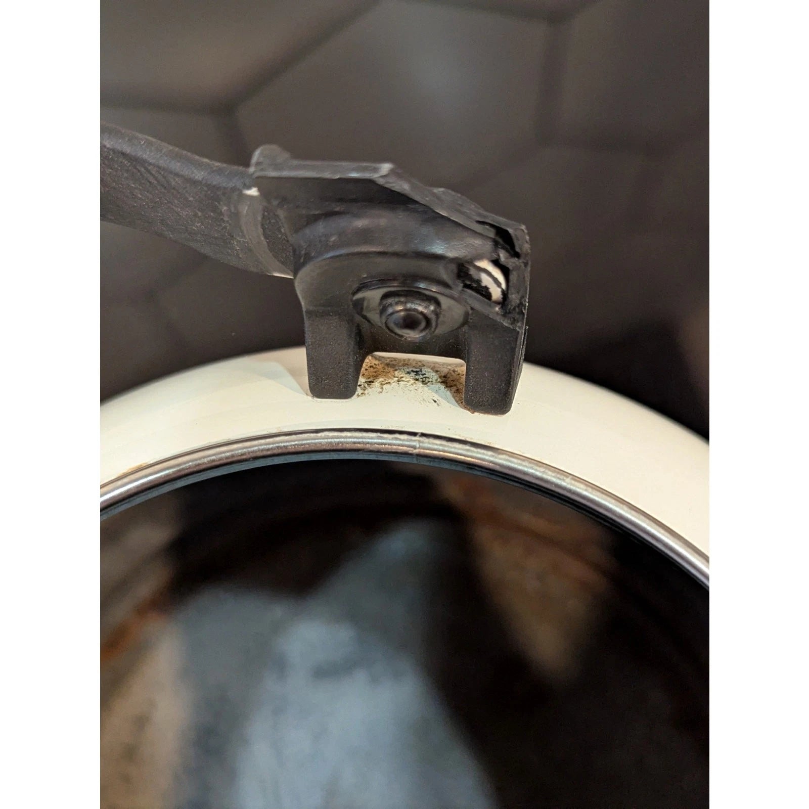 White Le Creuset Enamel Teapot Tea Kettle 1.25QT