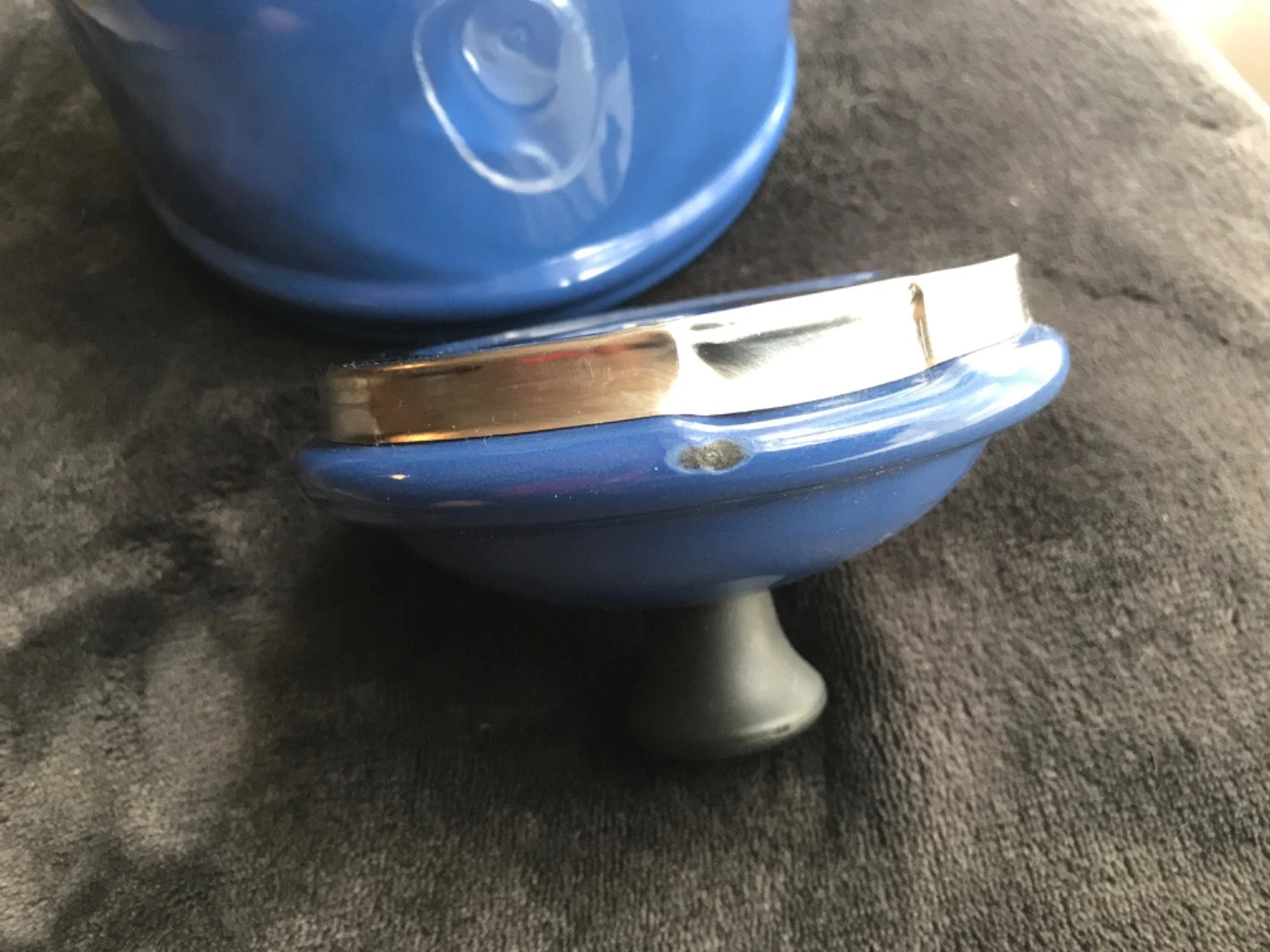 Vintage Le Creuset 1.25 Quart Blue Enamel Metal Tea Kettle Teapot w/Flip Handle