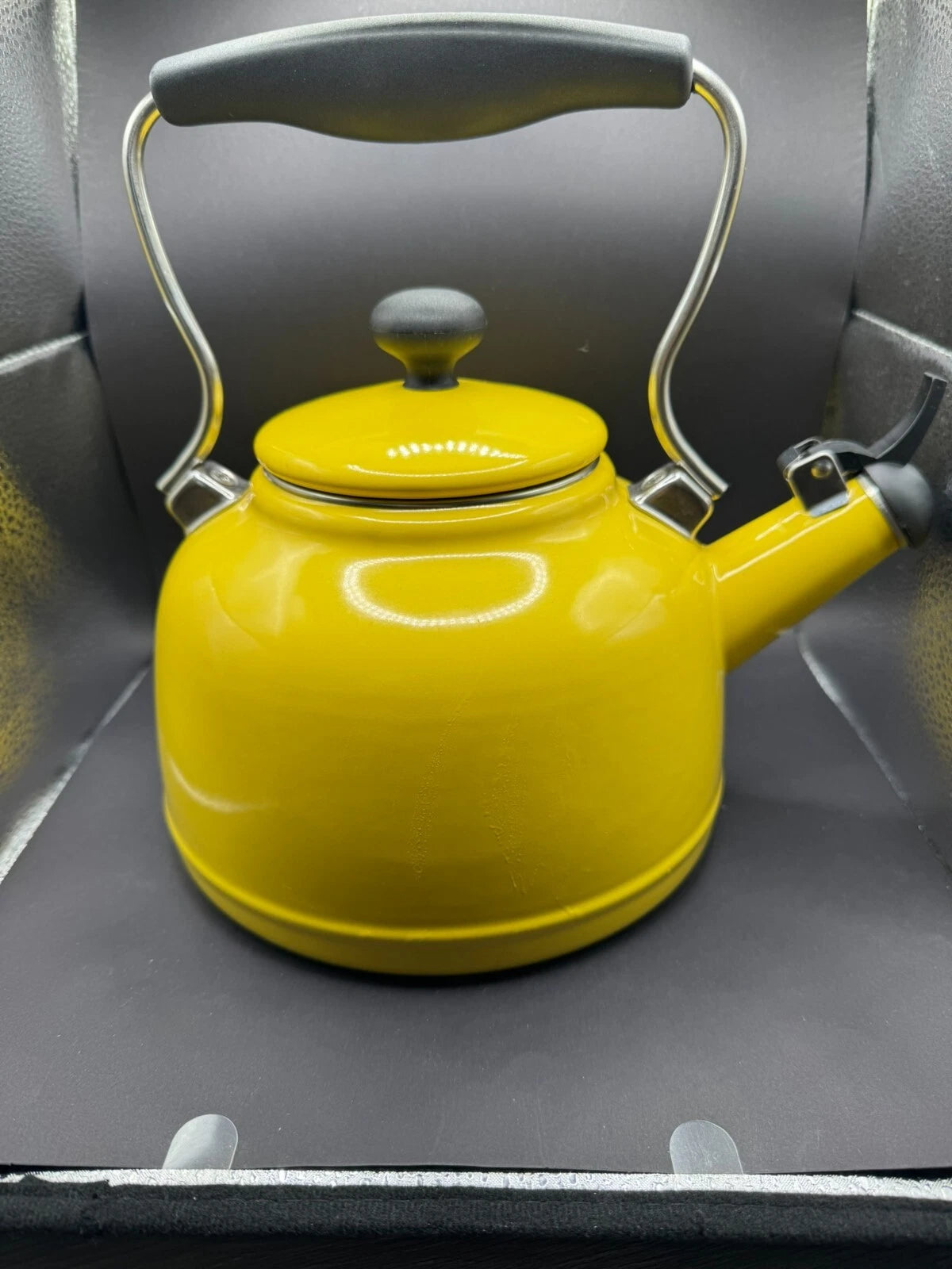Chantal Whistling Tea Kettle Teapot YELLOW Enamel Black Handle