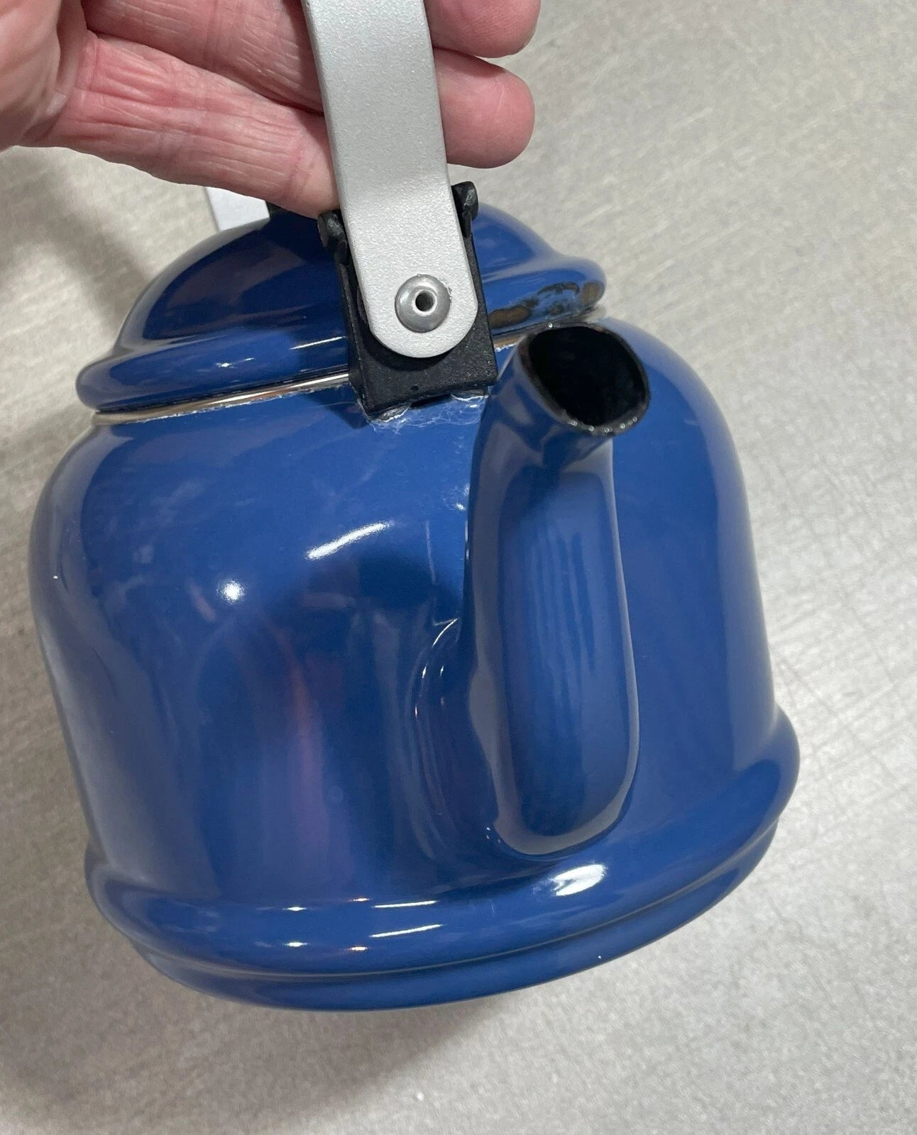 La Creuset Teapot 1-1/4 Qt. Blue Enamel