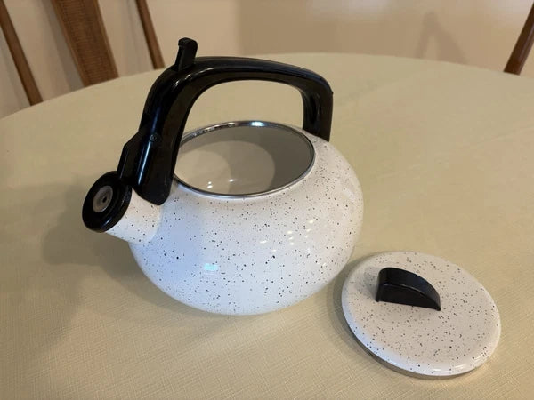 Retro Enameled Speckle Ware Stovetop Whistling Kettle Tea Pot Large 2.5 quart