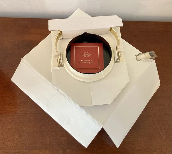 Lenox Winter Greetings Scenic Tea Kettle Enamel Cardinals NEW IN BOX!