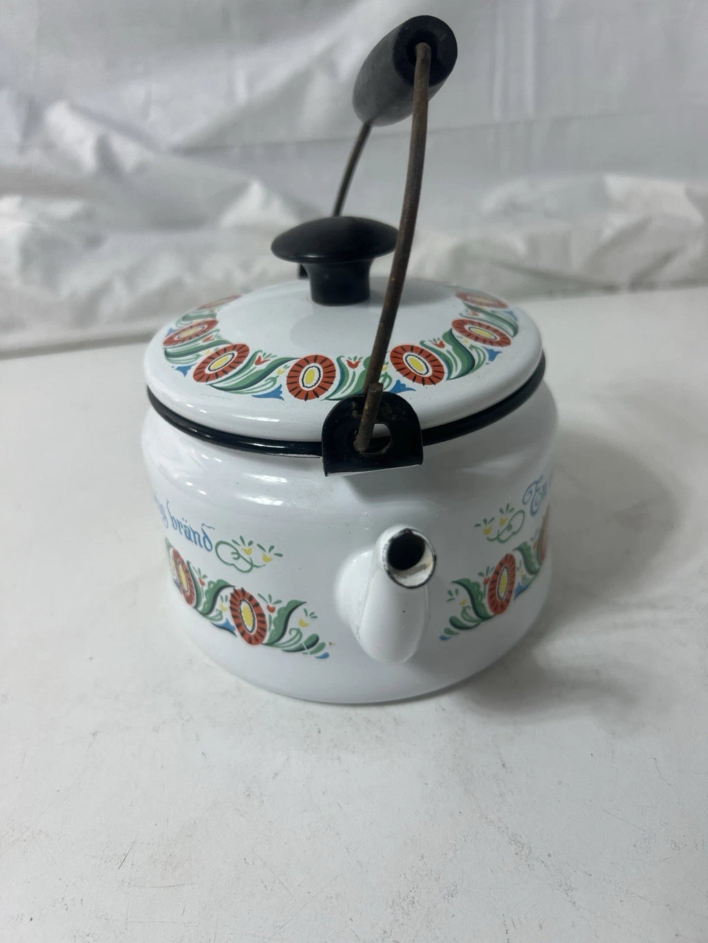 Swedish Folk ArtVINTAGE ENAMEL TEAPOT KETTLE ENAMELWARE script