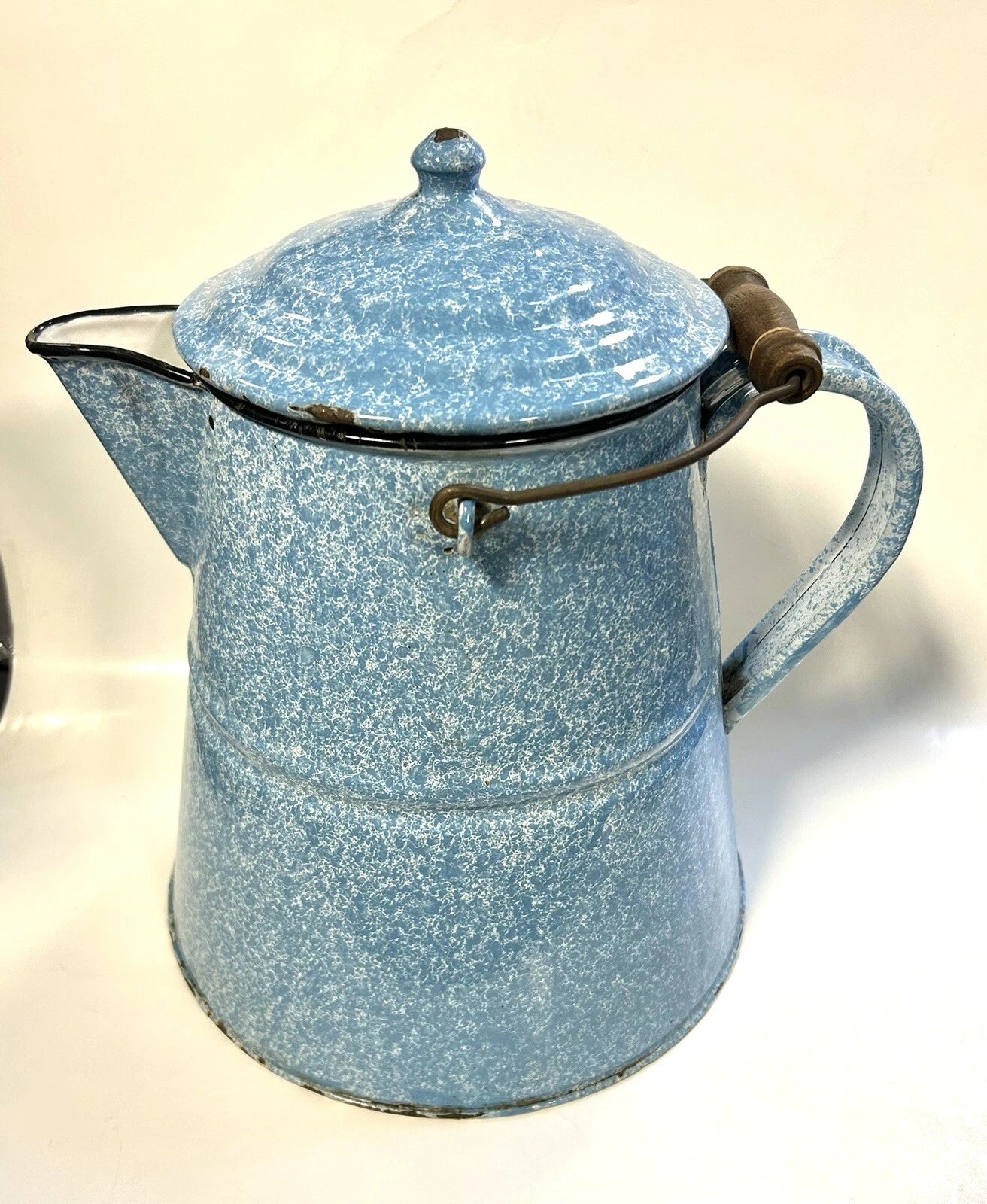 Large Granite Ware Enamel Ware  Blue White Splatter Swirl Teapot Vintage