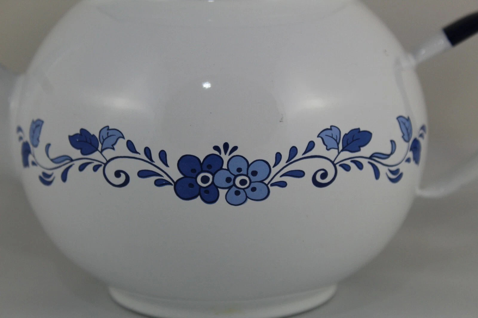 Antique Teapot Of Metal Enamel or Porcelain Metallic, Shabby Chic - Years 50-60