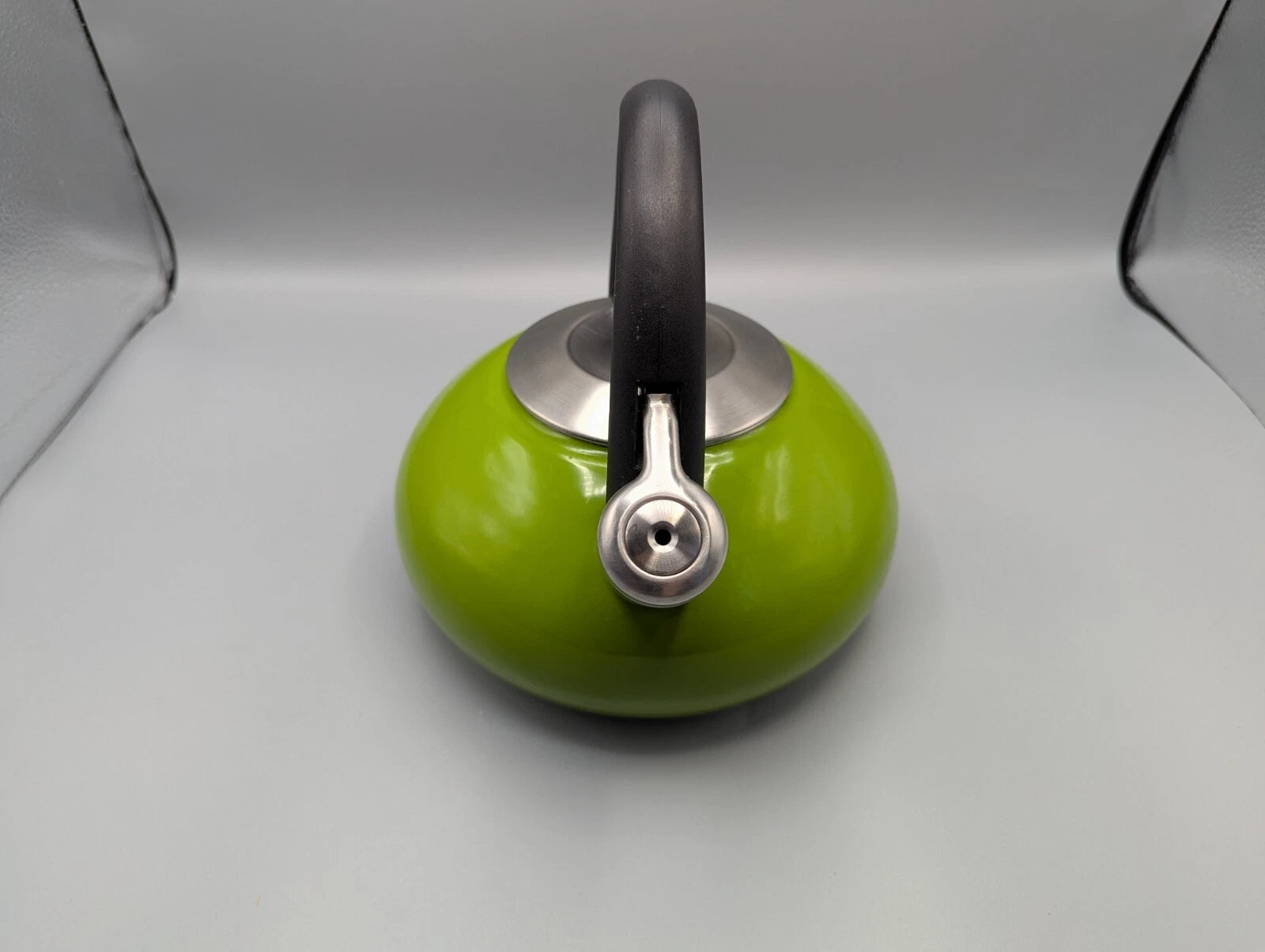 CALPHALON 2 QUART LIME GREEN WHISTLE TEA KETTLE TEAPOT TKE4402 CLEAN W/LID