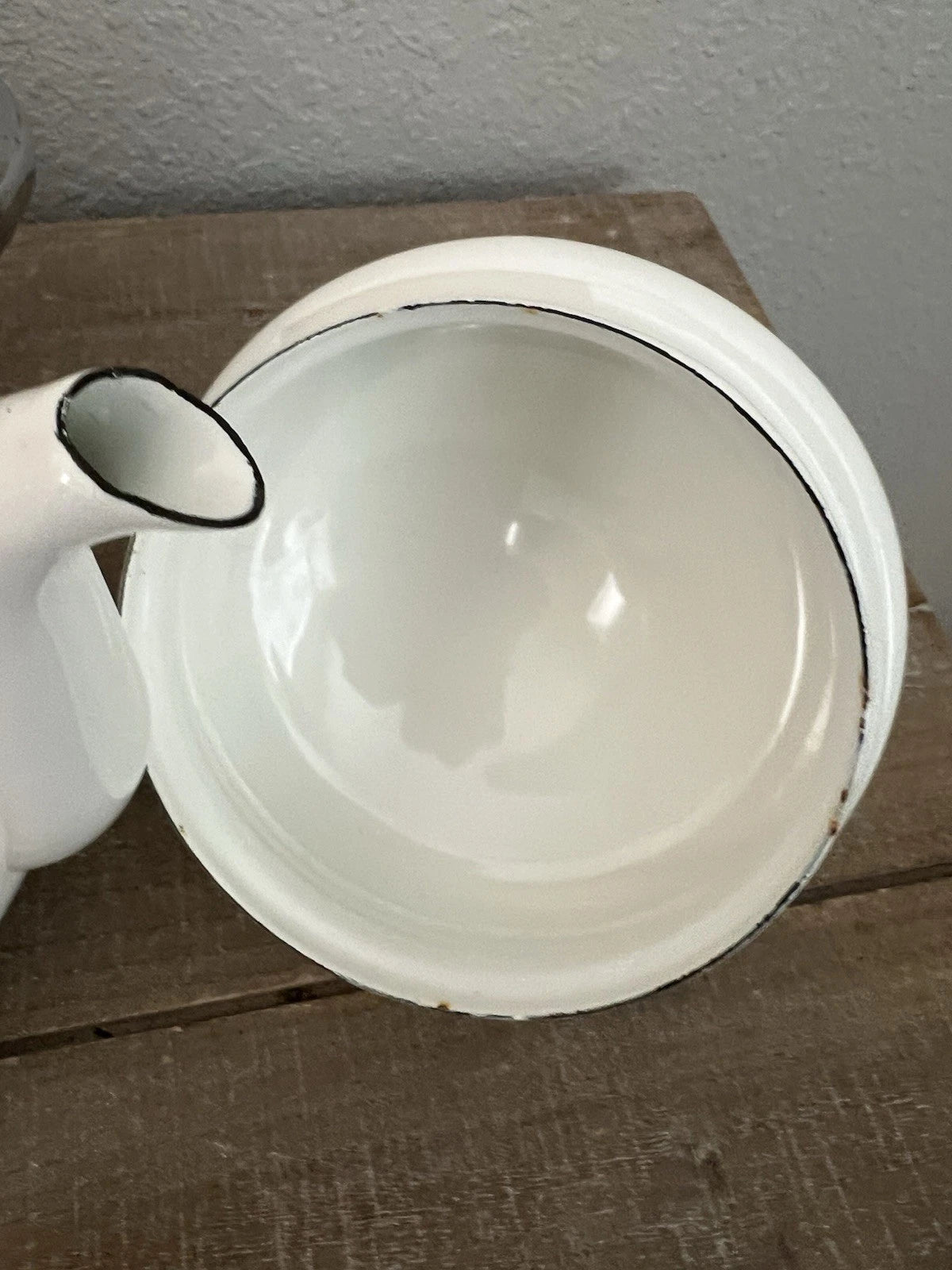 Pioneer Woman Floral Enamel Teapot Tea Kettle In White Cheerful Rose