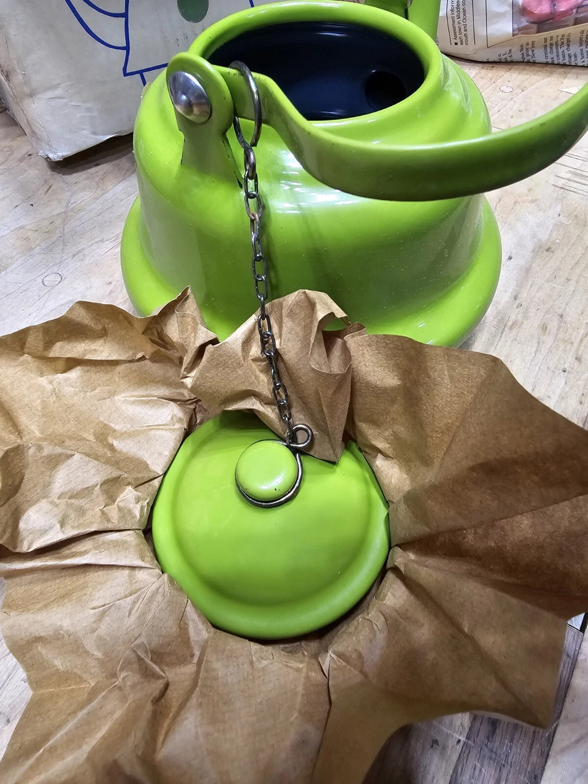 NEW! Teapot COUSANCES BRIGHT GREEN Similar To Le Creuset MULT-USE QUALITY Mint
