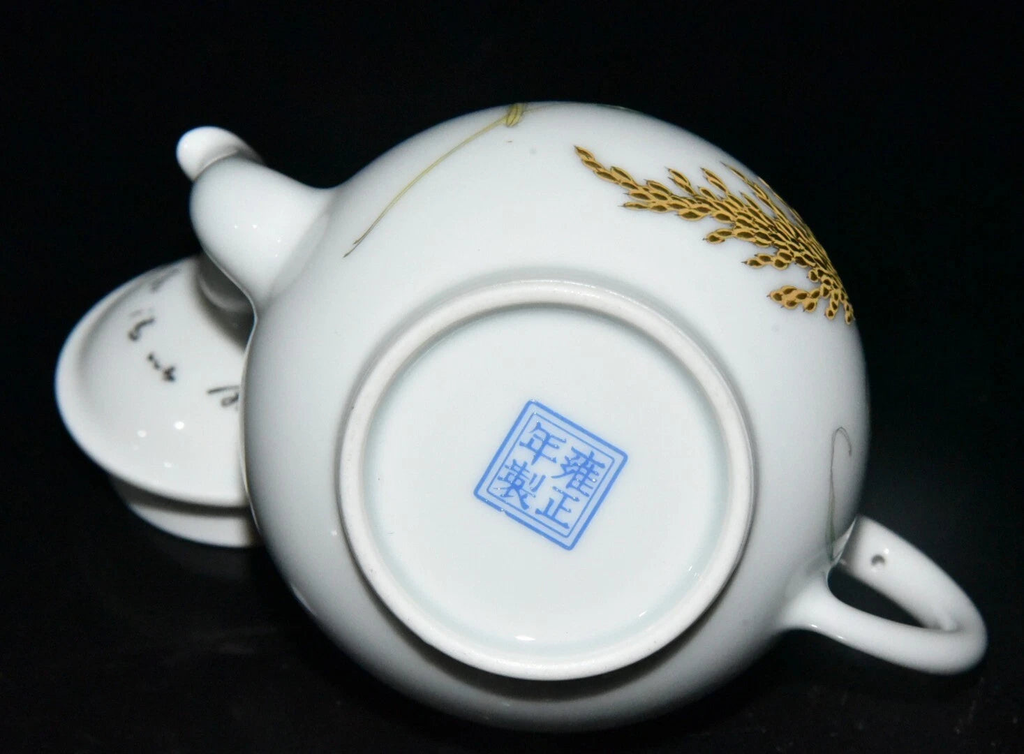4.3" old antique qing dynasty yongzheng mark porcelain colour enamels cicada pot