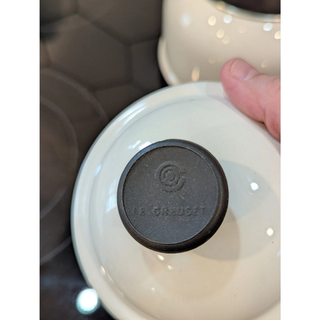 White Le Creuset Enamel Teapot Tea Kettle 1.25QT