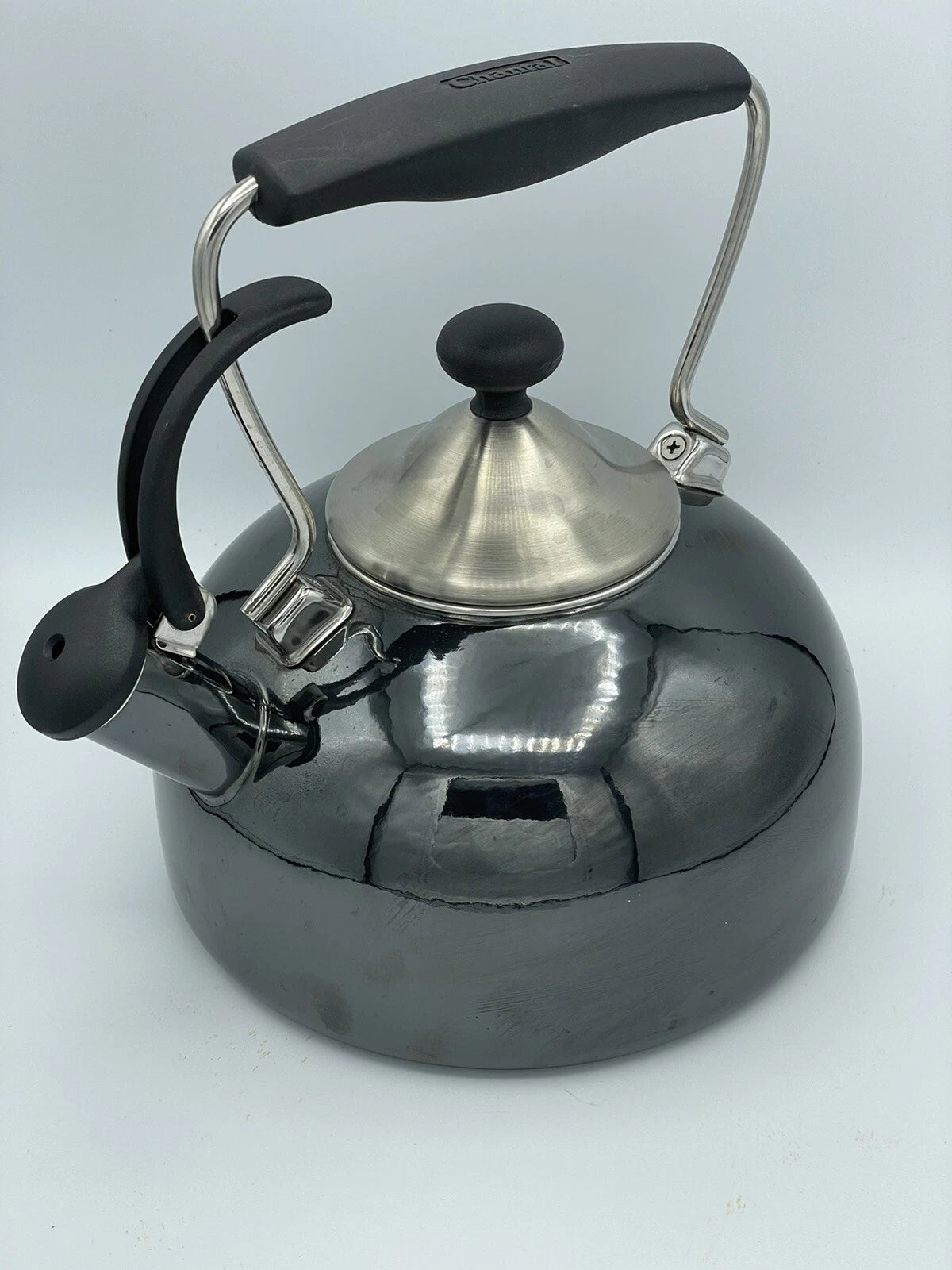 Chantal Enamel Zenith Tea kettle Teapot Loop Onyx Black Chrome Handle 1.8 quart