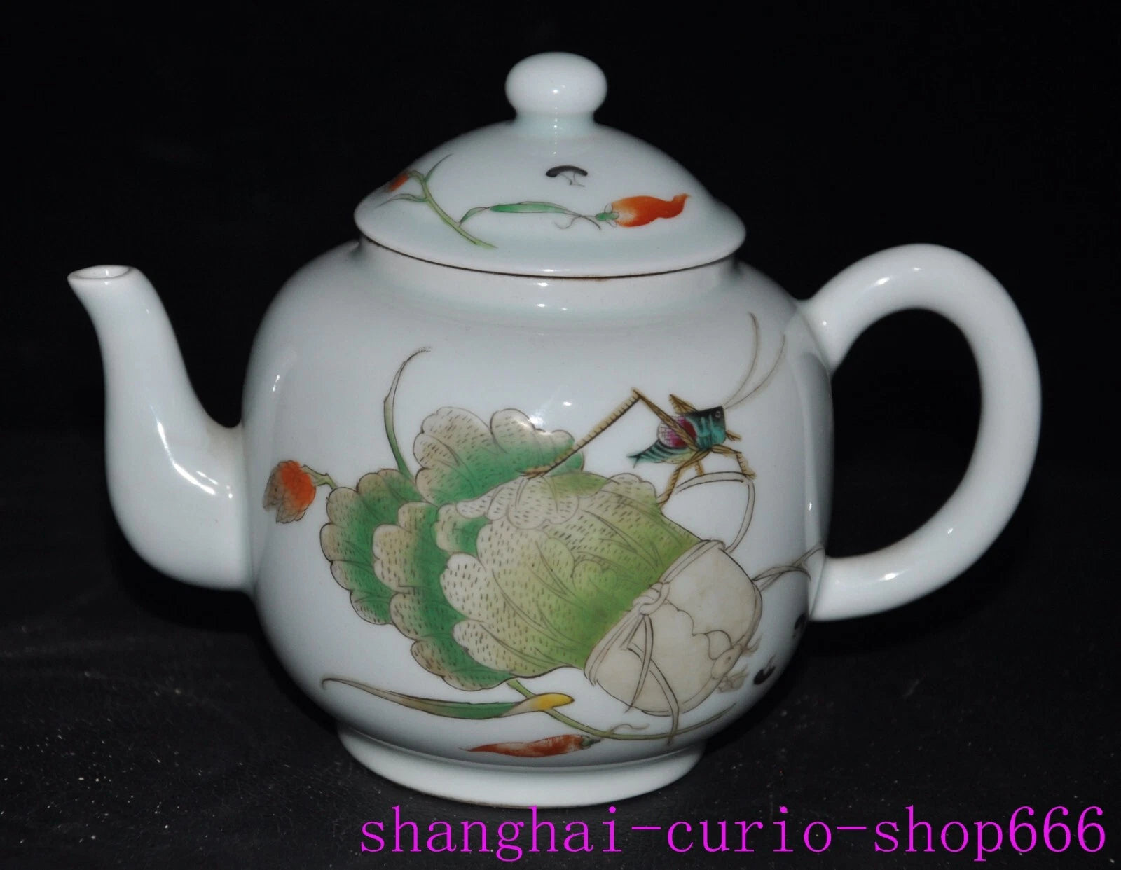 6"Qing Yongzheng pastel porcelain enamel cabbage baicai insect grain Teapot pot