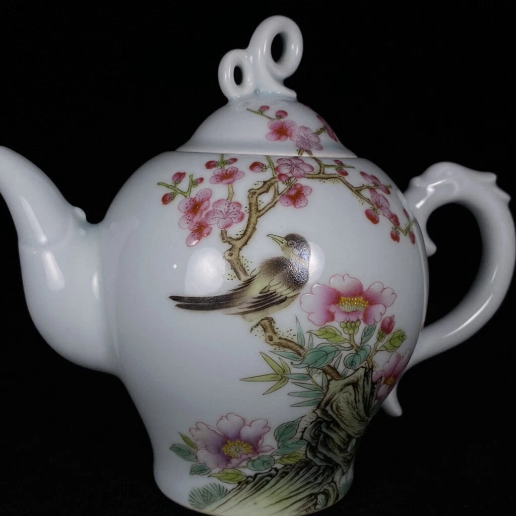 Chinese Enamel Colour Porcelain HandPainted Exquisite Flower&Bird Teapot 24729