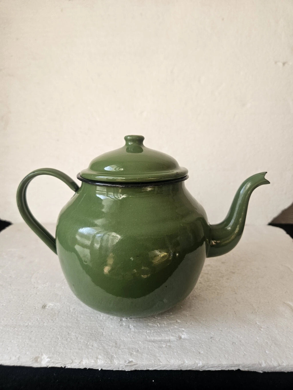 RRR RARE Vintage  Green Enamelware Teapot 1958
