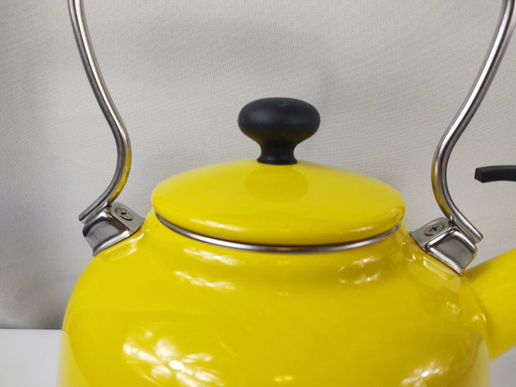 Chantal Yellow Enamel With Stainless Steel Whistling Tea Kettle Teapot Kitchen