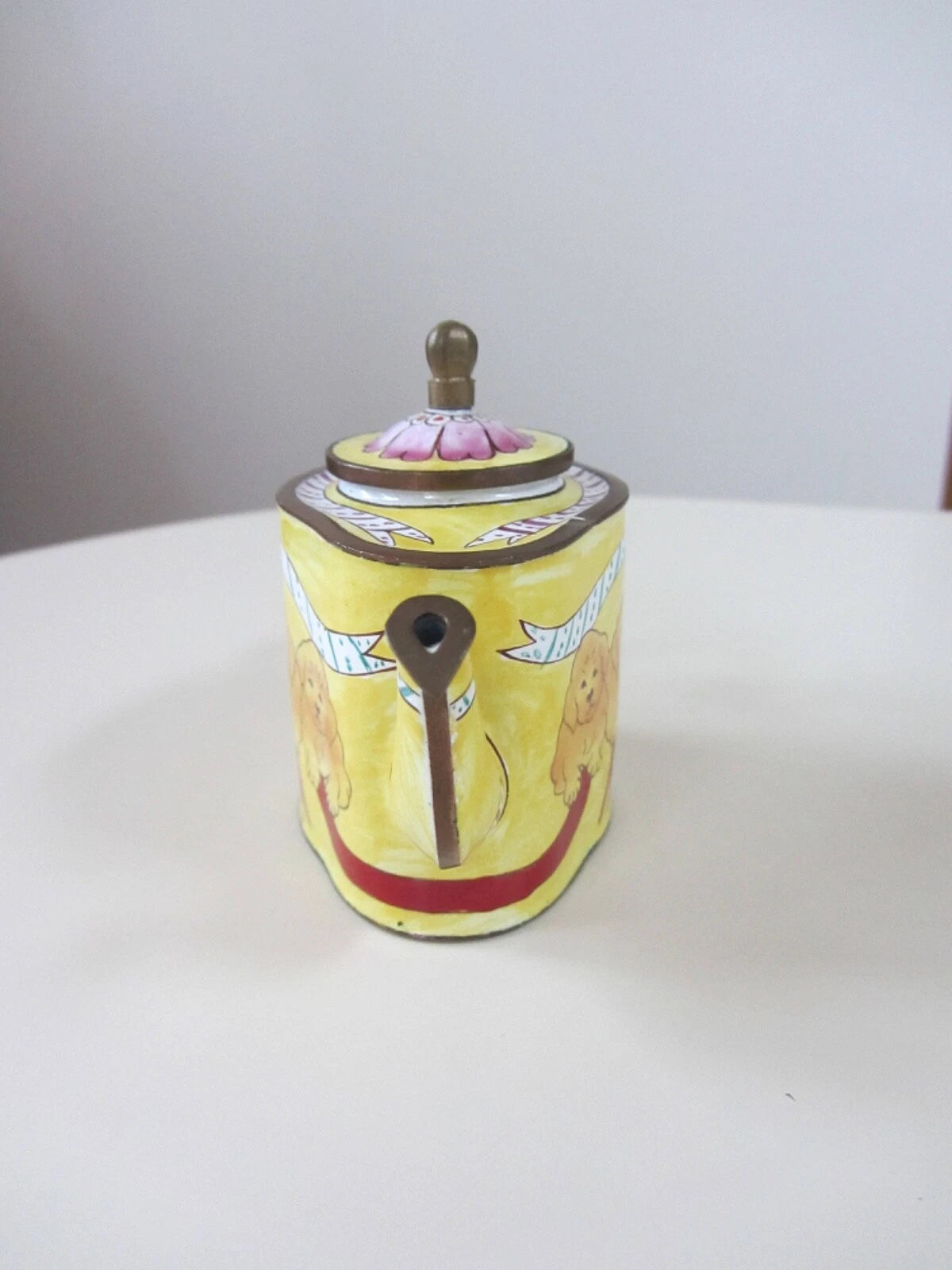 Vintage 1999 Kelvin Chen Miniature Enamel Teapot # 76 Golden Retrievers