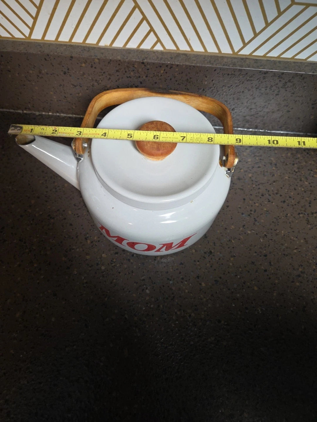 Vintage Enamelware White Teapot Tea Kettle MOM 70's