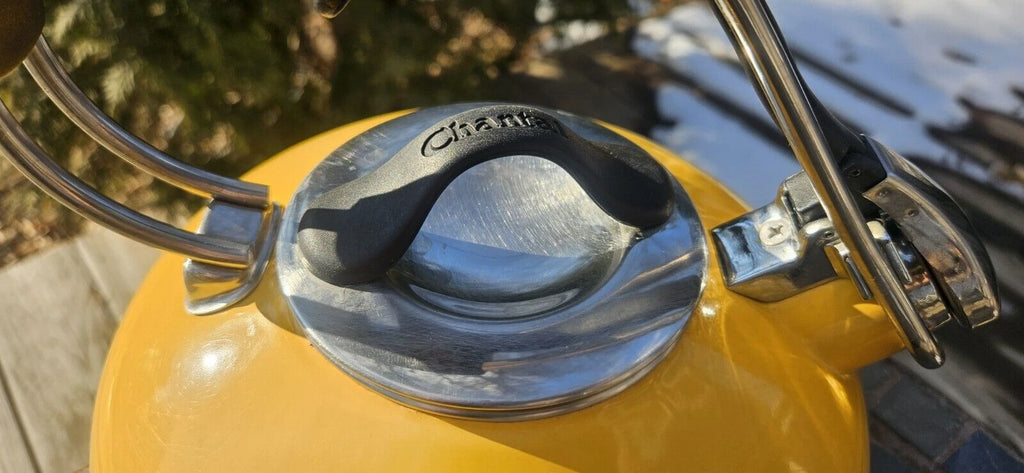 Chantal Livestrong Enamel Loop Whistling Tea Pot Kettle Yellow 1.8 Quart FreeShp