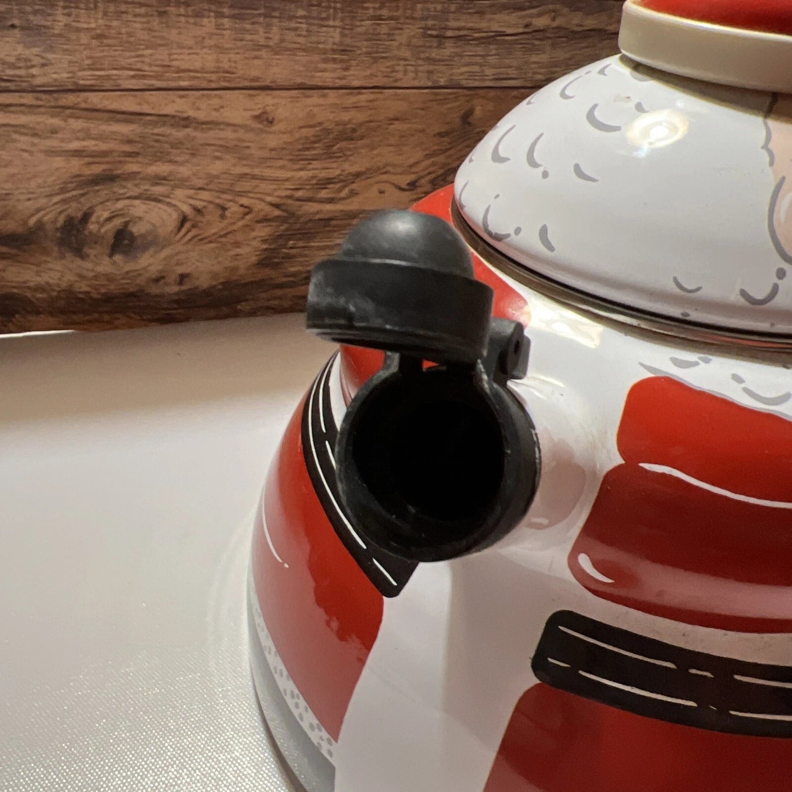 ROSHKO PORCELAIN Enamel on Steel Santa StoveTop Whistle Kettle Pot 3QT Christmas