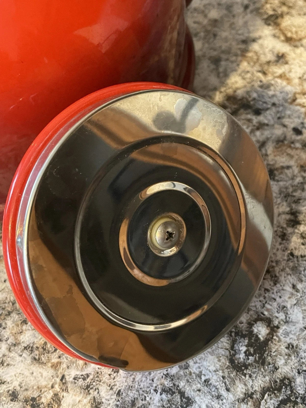 LE CREUSET Enamel On Steel Whistling Tea Kettle 1.7 Qt  Red Clean Good Cond