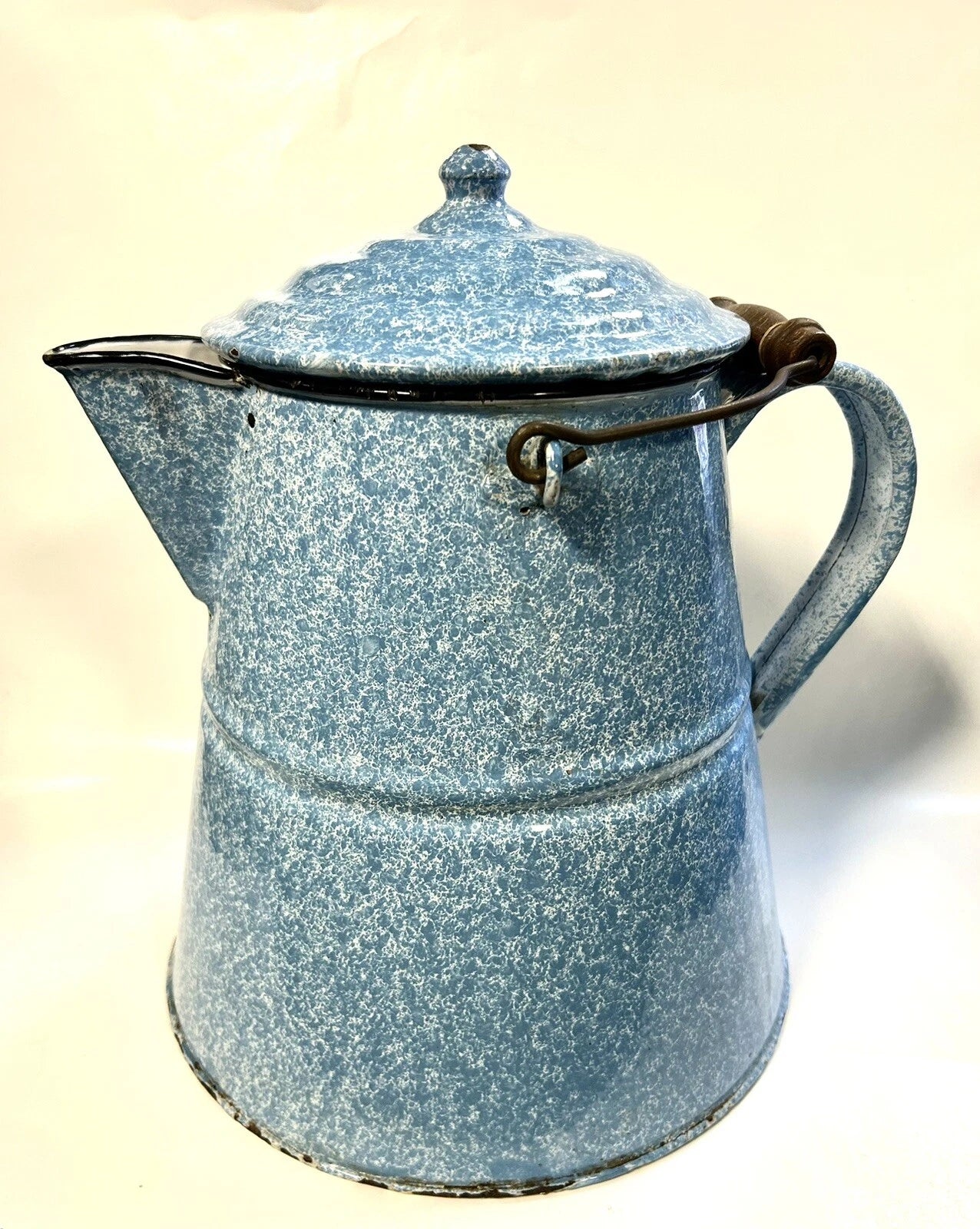 Large Granite Ware Enamel Ware  Blue White Splatter Swirl Teapot Vintage