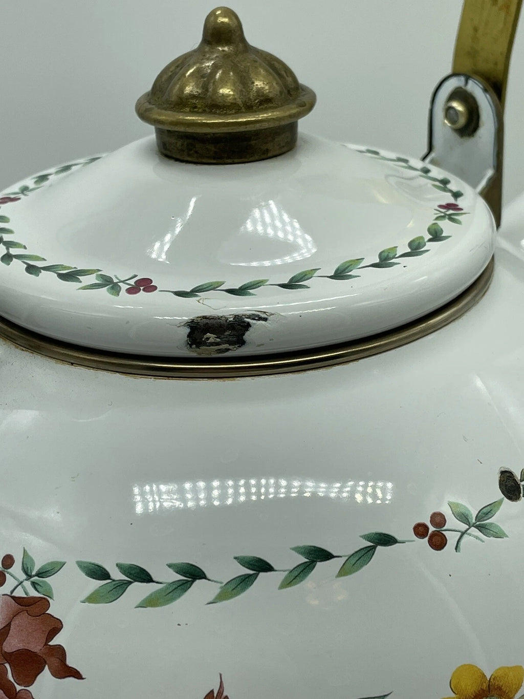 VTG MIKASA ENAMELED METAL TEA POT KETTLE FLOWERS BRASS KW001 SUMMER SYMPHONY