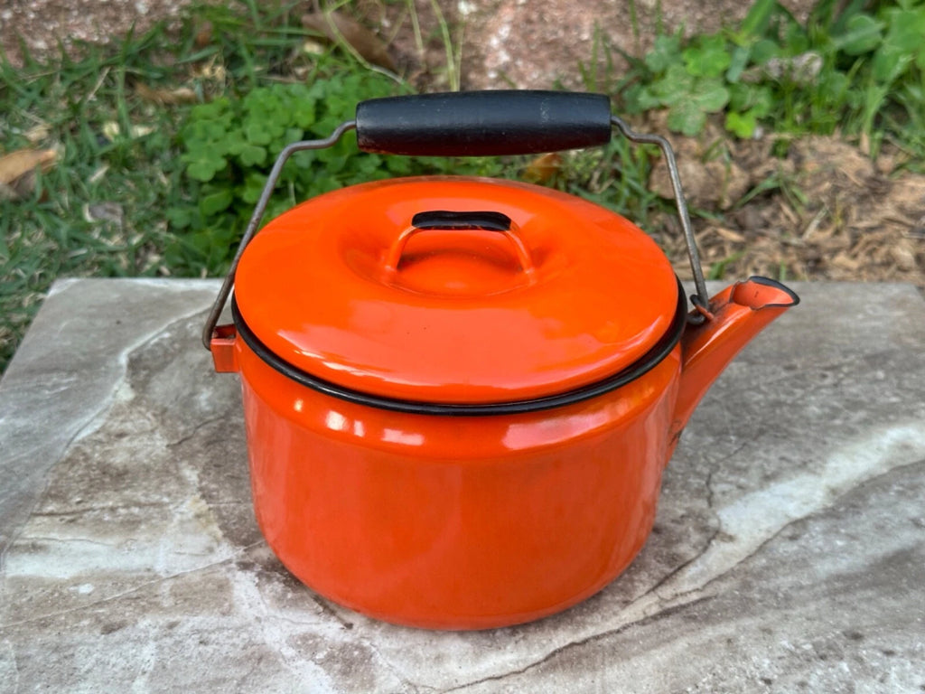 MCM Campfire Enamel Tea Kettle Coffee Pot Vintage Enamelware Teapot Bale Handle