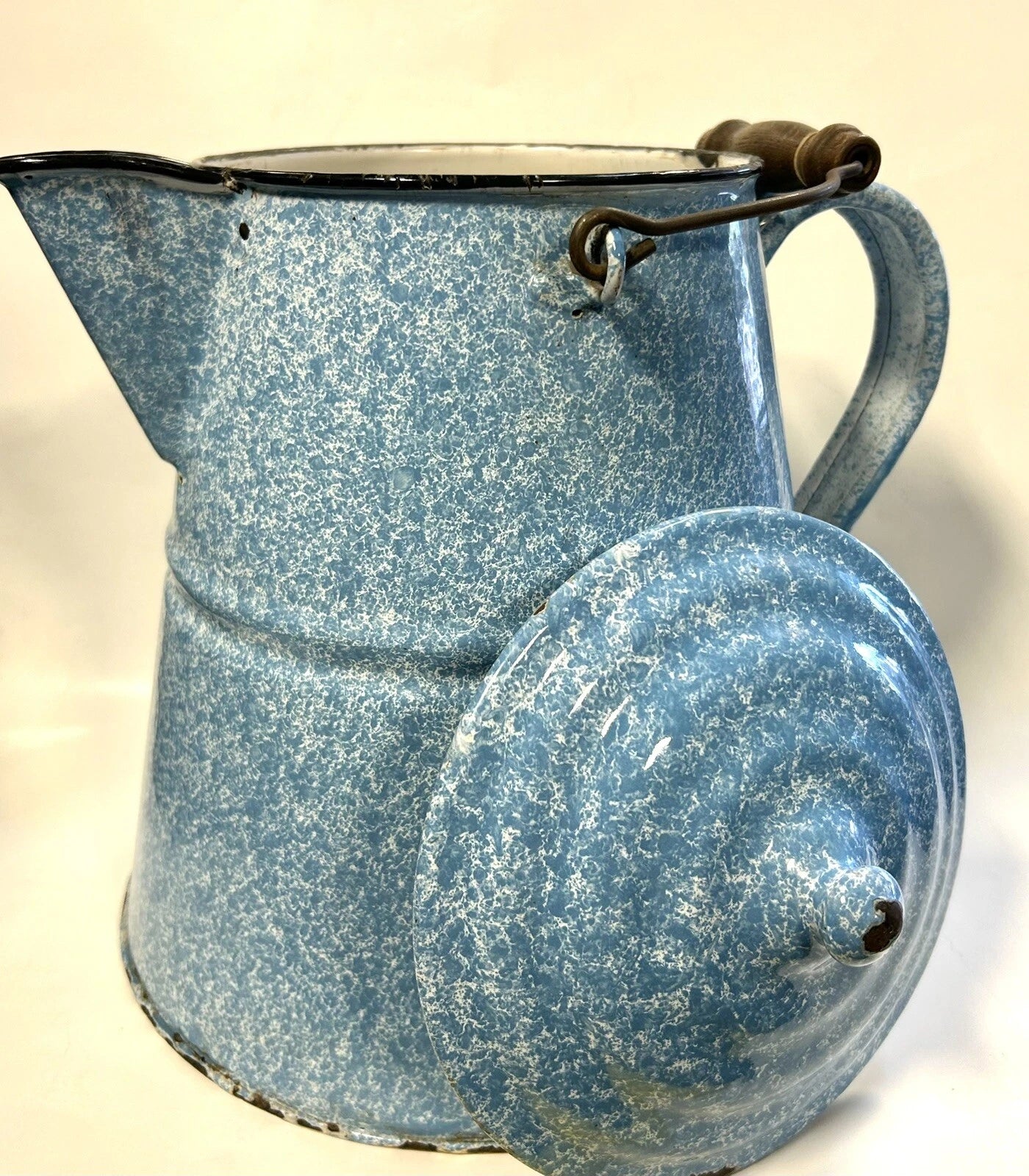 Large Granite Ware Enamel Ware  Blue White Splatter Swirl Teapot Vintage