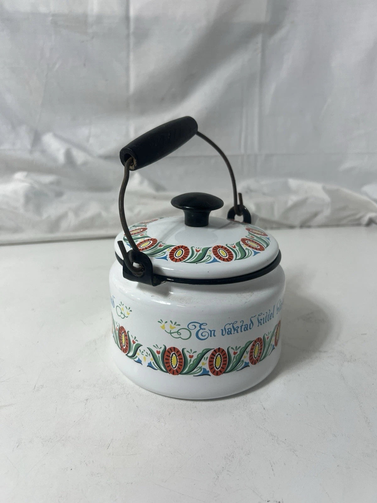 Swedish Folk ArtVINTAGE ENAMEL TEAPOT KETTLE ENAMELWARE script
