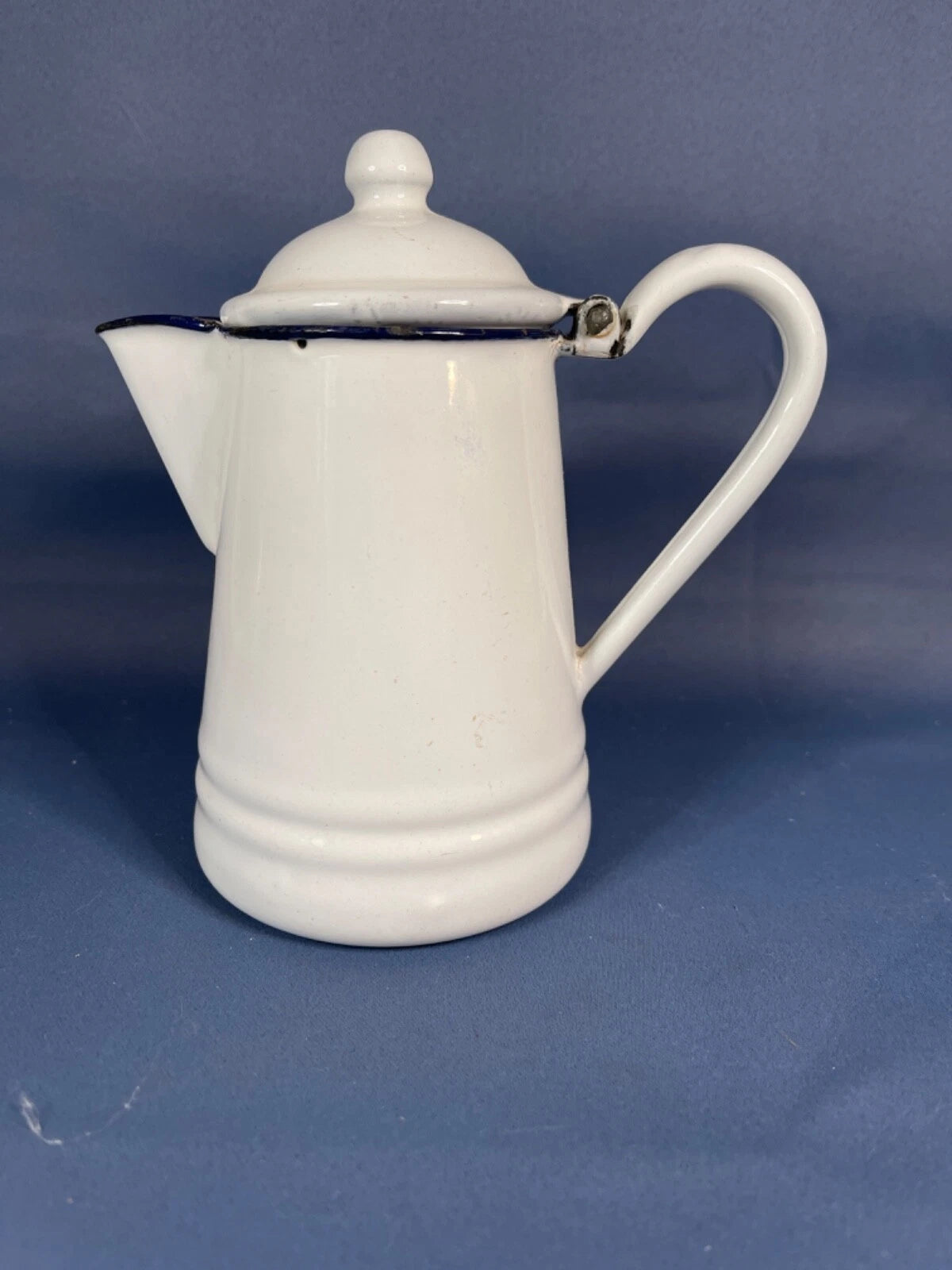 Enamelware Small 6 1/2" Coffee / Tea Pot White/Black Trim. RARE Find! 4736