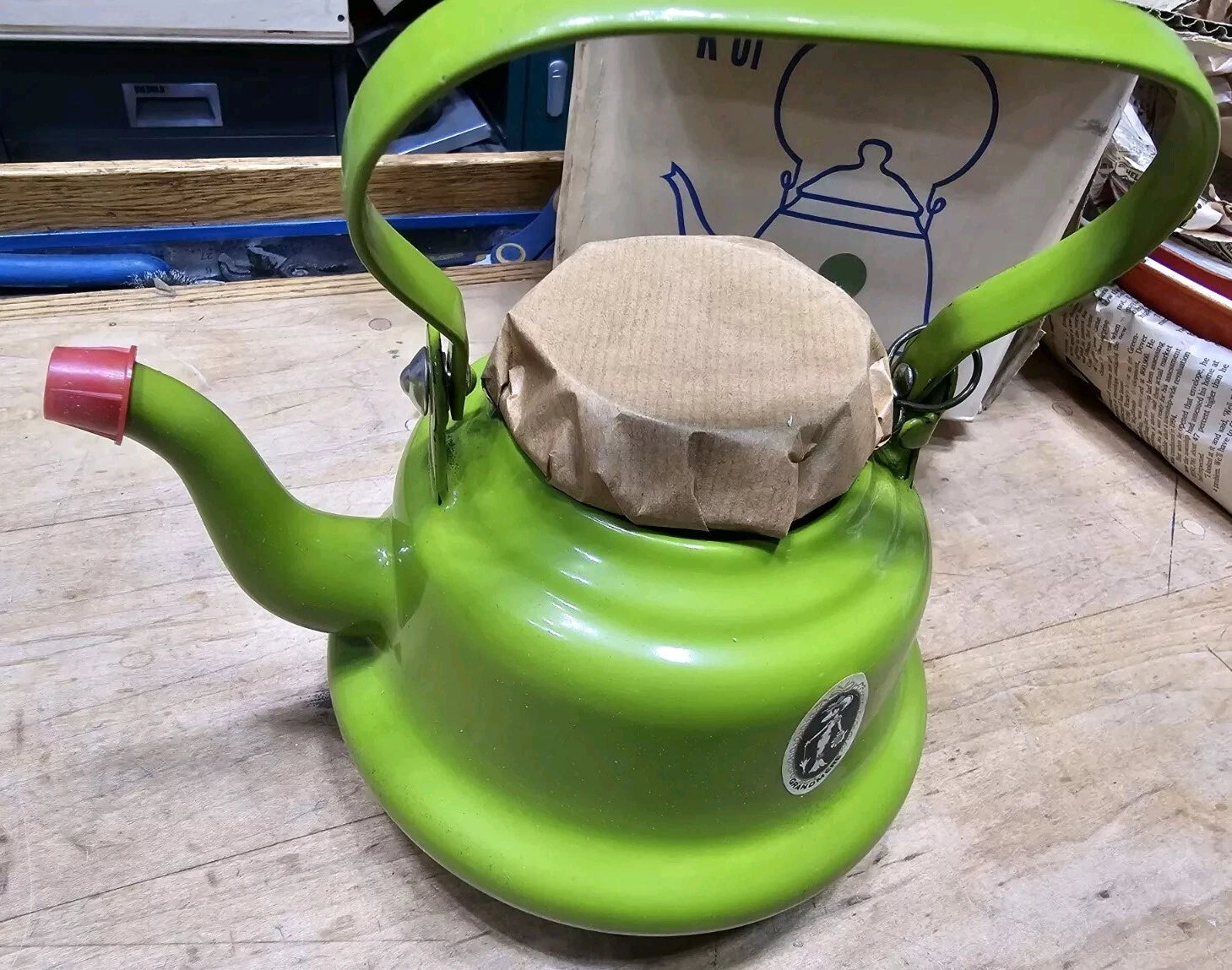 NEW! Teapot COUSANCES BRIGHT GREEN Similar To Le Creuset MULT-USE QUALITY Mint