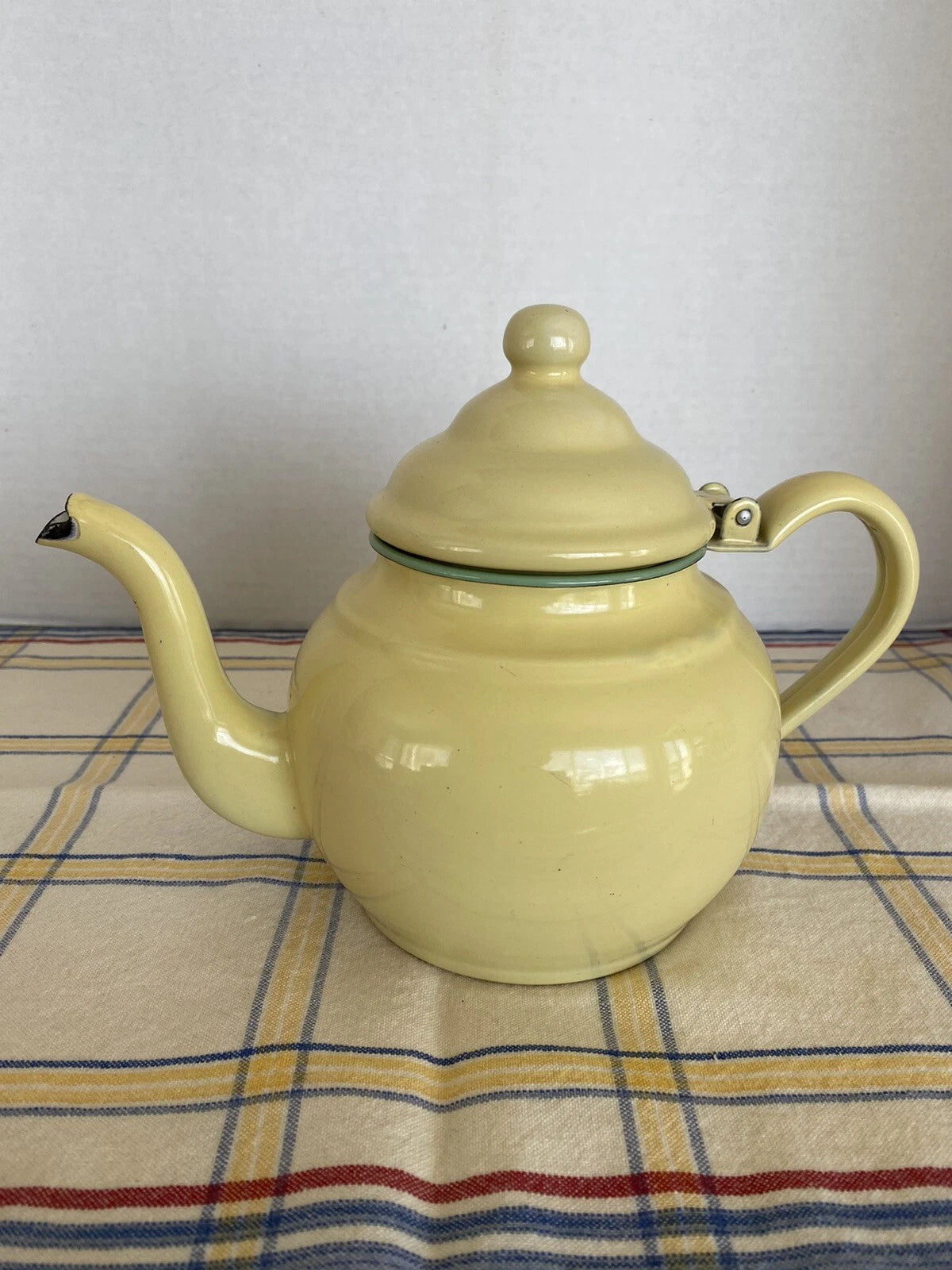 Vintage Yellow Enamelware Tea Pot With Hinged Lid