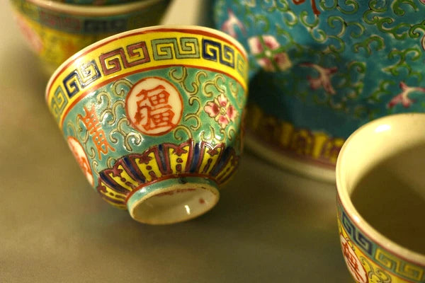 Antique Porcelain Teaset: Famille Rose Lotus: Enameled : Teal : China : 1975