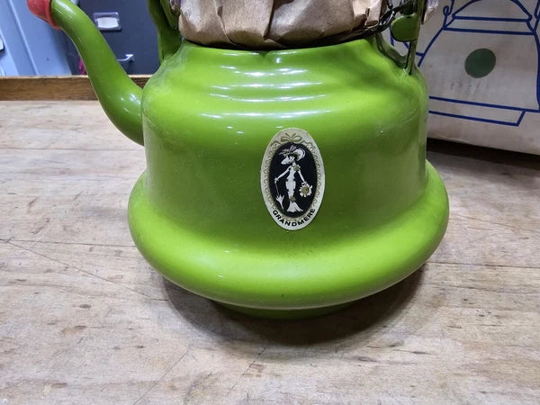 NEW! Teapot COUSANCES BRIGHT GREEN Similar To Le Creuset MULT-USE QUALITY Mint