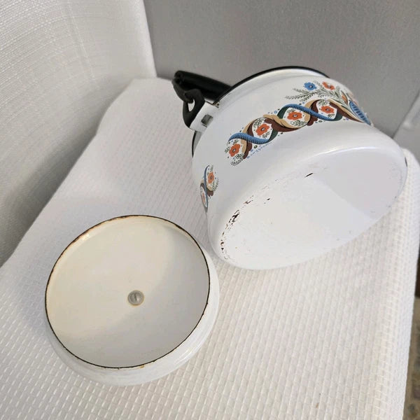 Vtg Enamelware Teapot Tea Kettle Pennsylvania Dutch Look Folk Art READ