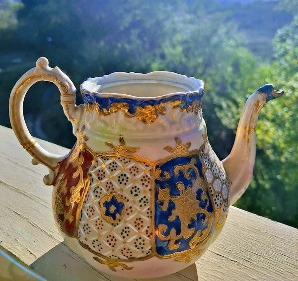 Fine Satsuma Teapot Moriage Raised Gold Hand Painted Enamel Red Blue c1880