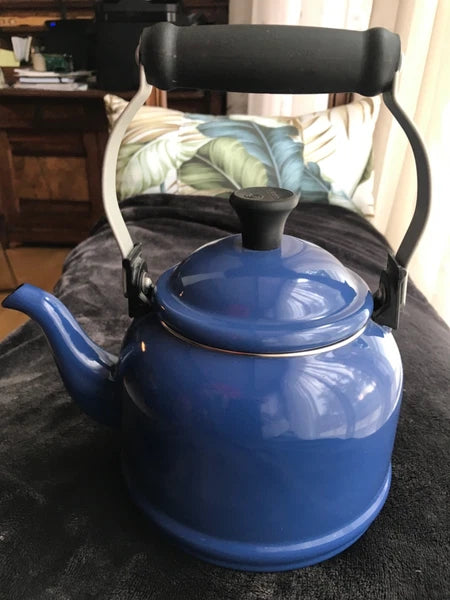 Vintage Le Creuset 1.25 Quart Blue Enamel Metal Tea Kettle Teapot w/Flip Handle