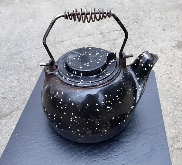 Vintage Cast Iron Plow & Hearth Antique Enamel Teapot Tea Pot Kettle Humidifier