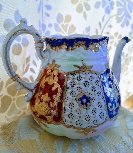 Fine Satsuma Teapot Moriage Raised Gold Hand Painted Enamel Red Blue c1880