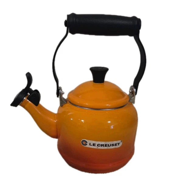 Le Creuset Demi Tea Kettle 1.25 Qt Flame Orange Ombre Enamel Whistling Pot