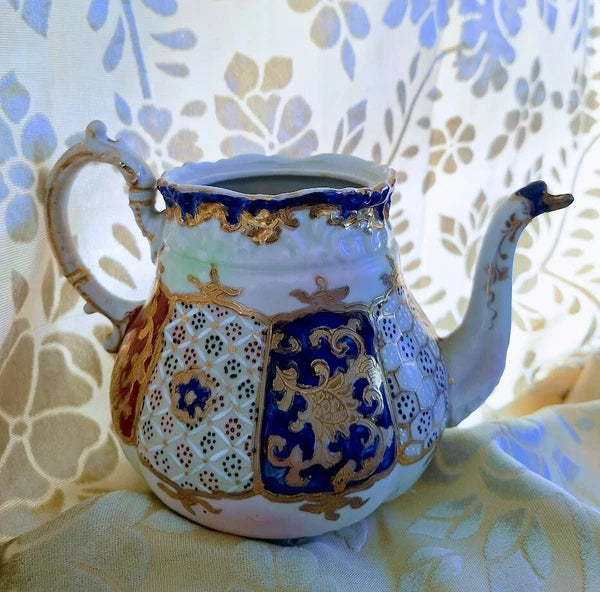 Fine Satsuma Teapot Moriage Raised Gold Hand Painted Enamel Red Blue c1880