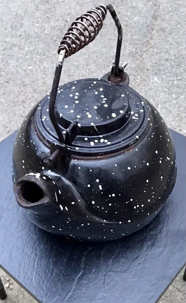Vintage Cast Iron Plow & Hearth Antique Enamel Teapot Tea Pot Kettle Humidifier