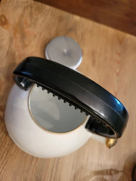 Vintage 1983 M Kamenstein Tea Kettle Whistling Teapot White Enamel w Gold 2.7 Qt