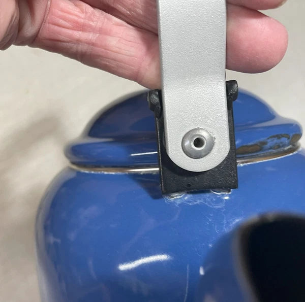 La Creuset Teapot 1-1/4 Qt. Blue Enamel
