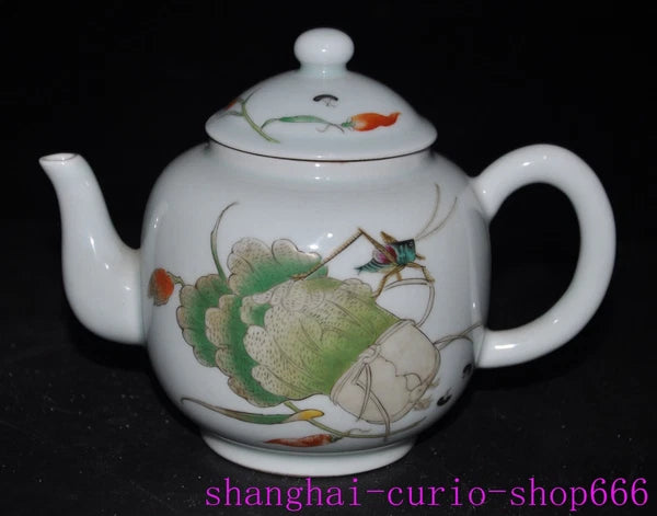 6"Qing Yongzheng pastel porcelain enamel cabbage baicai insect grain Teapot pot